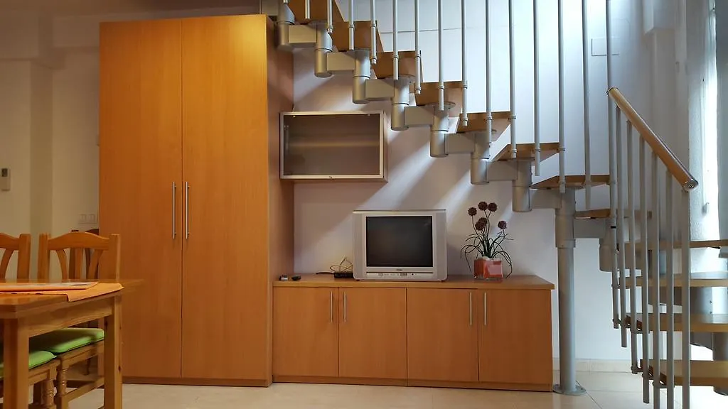 Enginyapartaments Figueres  Apartment